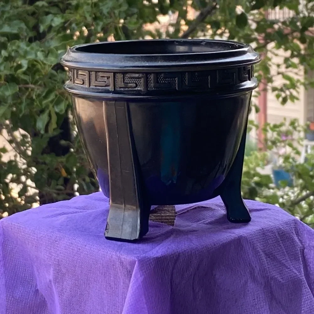Antique LE Smith Amethyst Greek Black Key Glass Vase Made In USA Home Decor